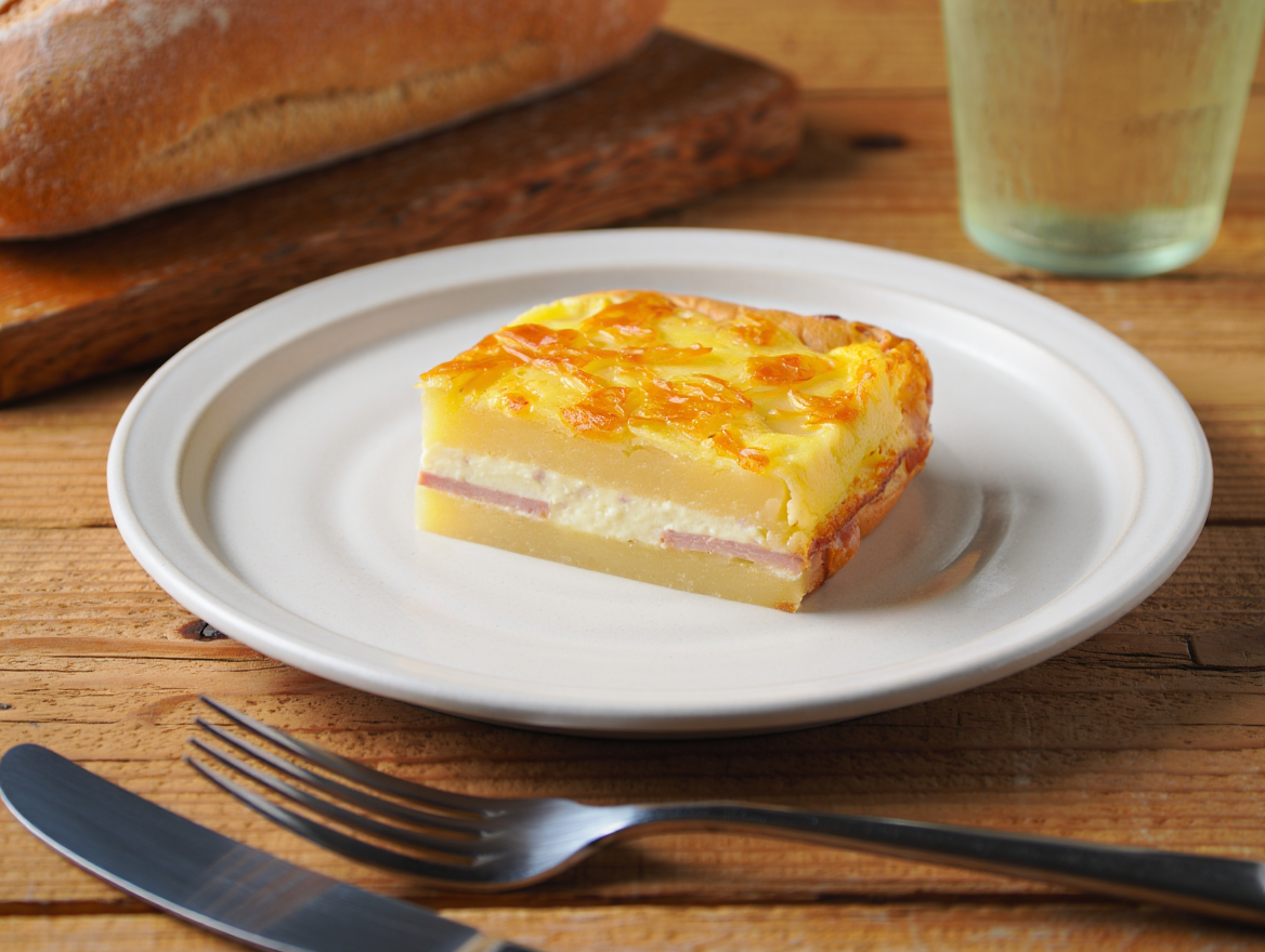 Pincho-de-tortilla-con-cebolla-caramelizada-rellena-de-pavo-y-queso-de-La-Grosella