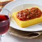 Comida a domicilio - Polenta con pisto manchego