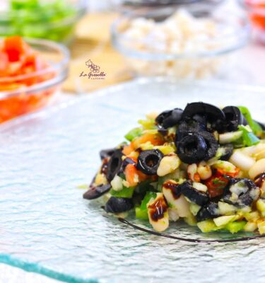 Empedrat de alubias blancas con bacalao de La Grosella