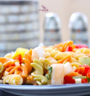 Ensalada-de-pasta-y-mozzarella-de-La-Grosella (1)