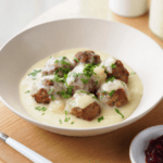 Comida a domicilio - Albóndigas suecas con salsa de nata y soja