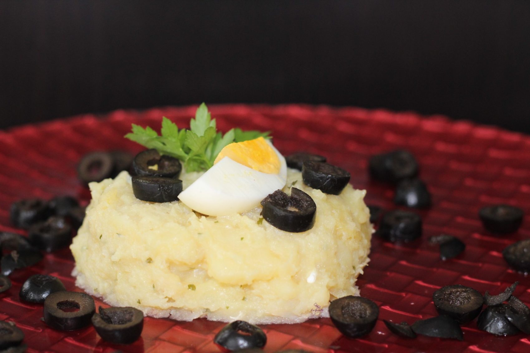 Filetes rusos de pescado con salsa riojana Bacalao a la portuguesa