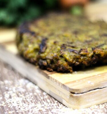 Hamburguesa vegetal de berenjena de La Grosella Alan