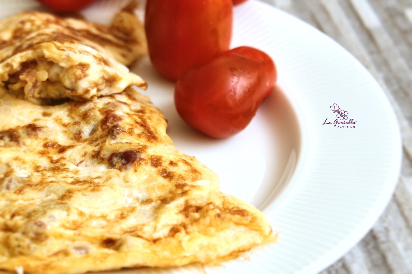 Tortilla francesa con bacon y queso Tortilla francesa con bacon y queso