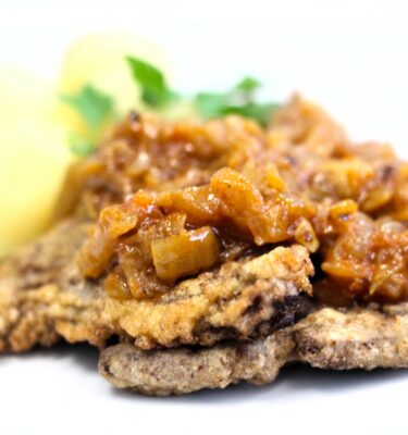 Filete de higado de ternera encebollados de La Grosella 2