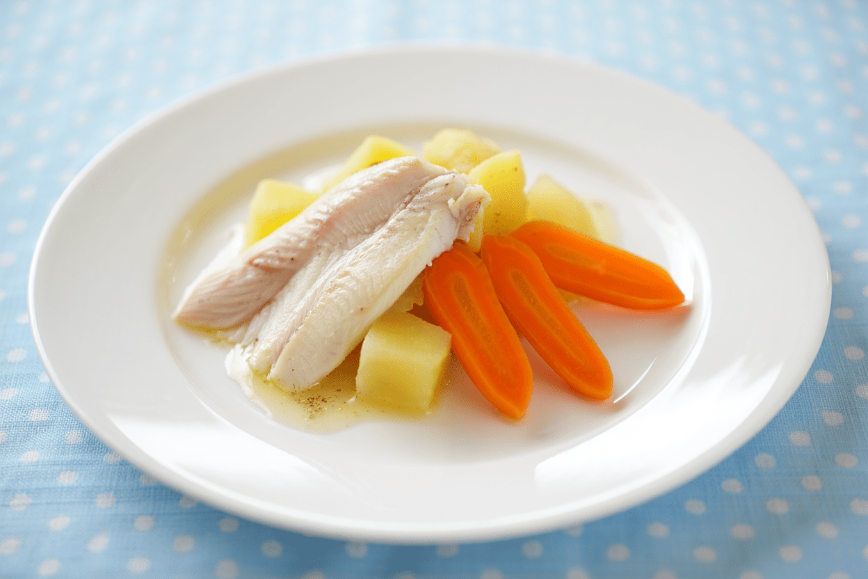 Merluza-al-vapor-de-La-Grosella