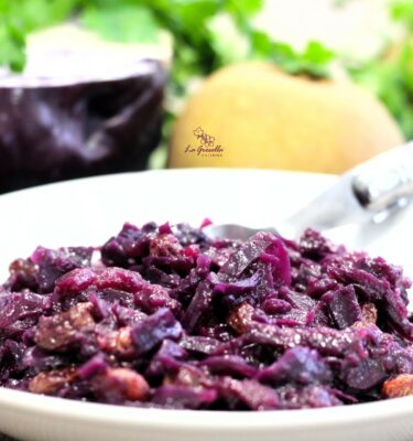 Lombarda con manzana reineta y pasas de La Grosella Web