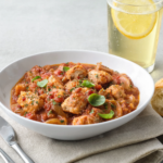 Comida a domicilio - Ragú de pollo con salsa de tomate