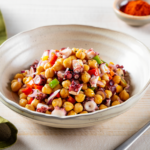 Comida a domicilio - Ensalada de garbanzos con pulpo