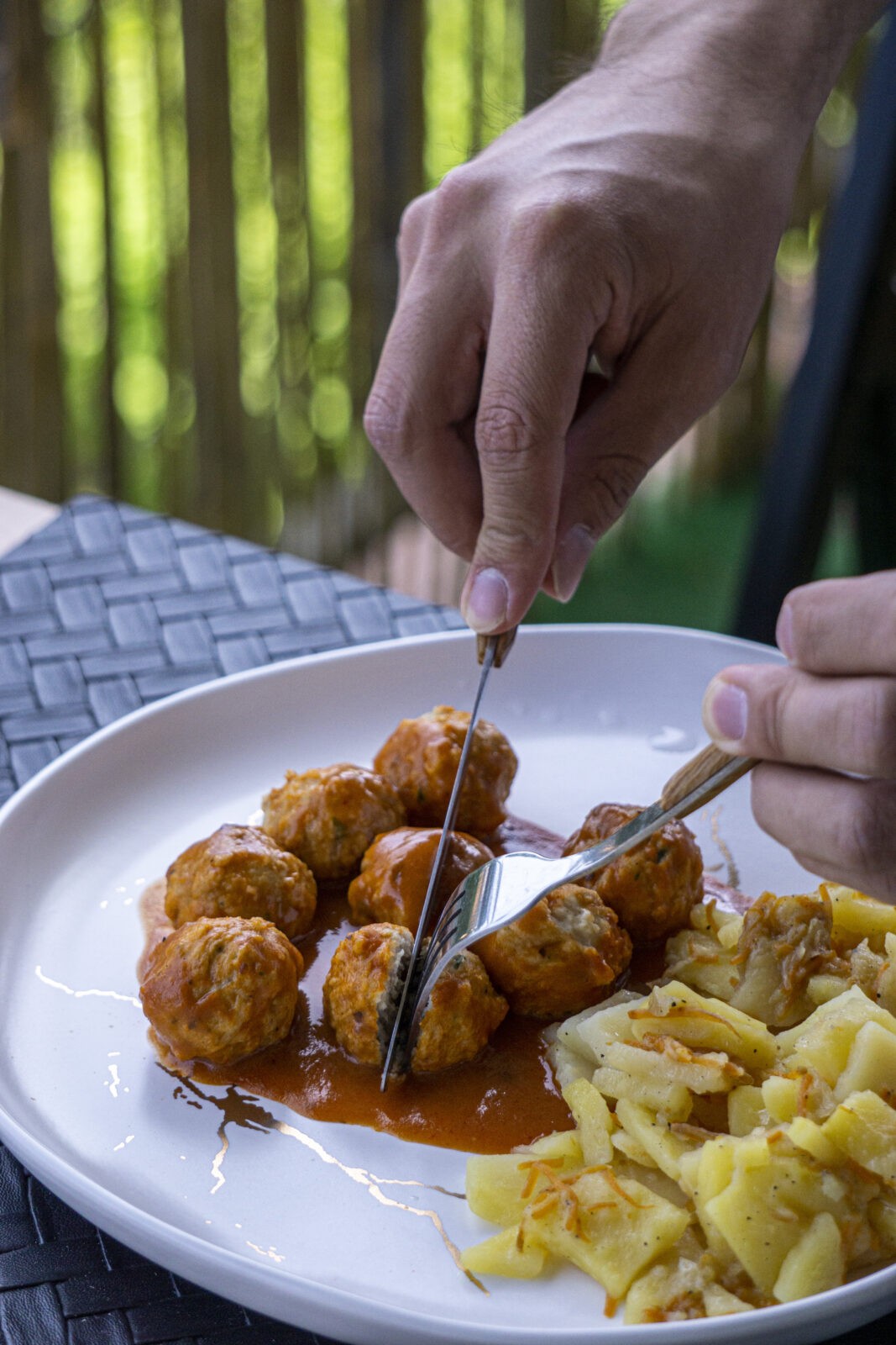 Mini albóndigas en salsa mixta Mini albóndigas en salsa mixta