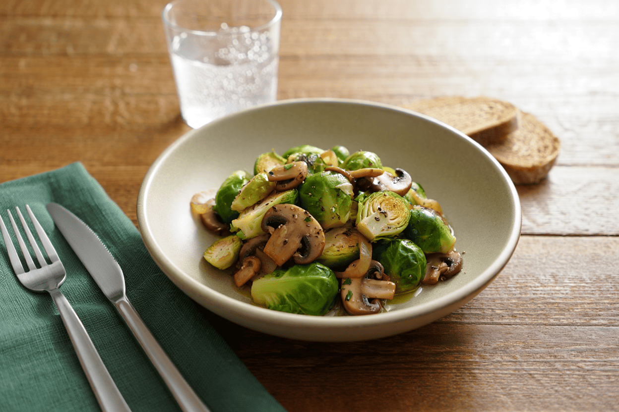 Coles-de-bruselas-con-champinones-de-La-Grosella (1)