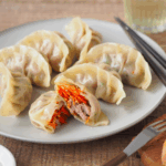 Comida a domicilio - Gyozas de cerdo con kimchi coreano
