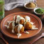Comida a domicilio - Falafel de garbanzos con yogur griego